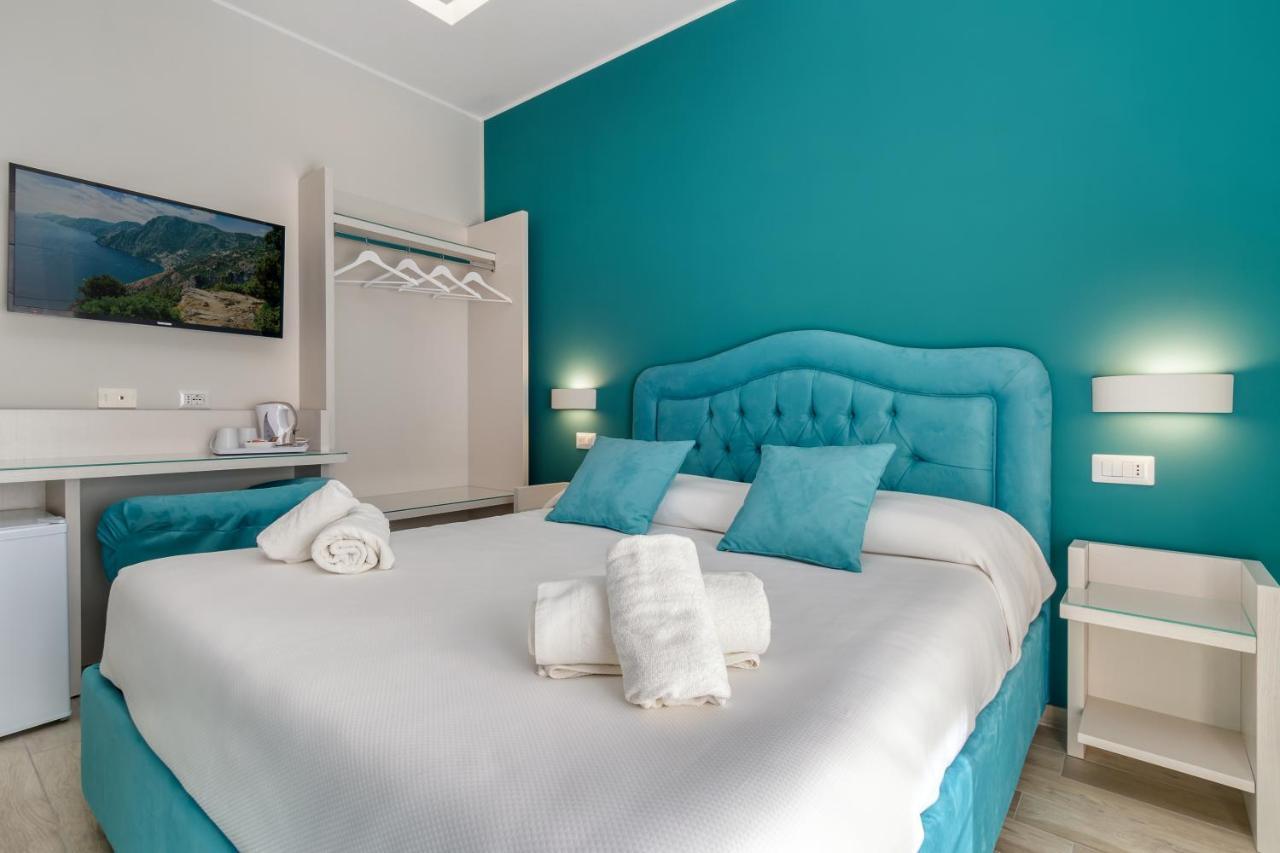 Tiffany Suites Соренто Екстериор снимка